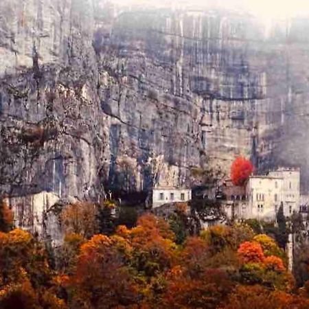 Tiny Liloumaca Coeur Ste Baume Villa Plan d'Aups Exteriör bild